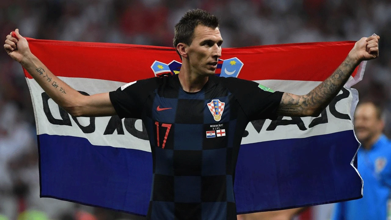 Mandžin nogometni put, emotivni Dalić