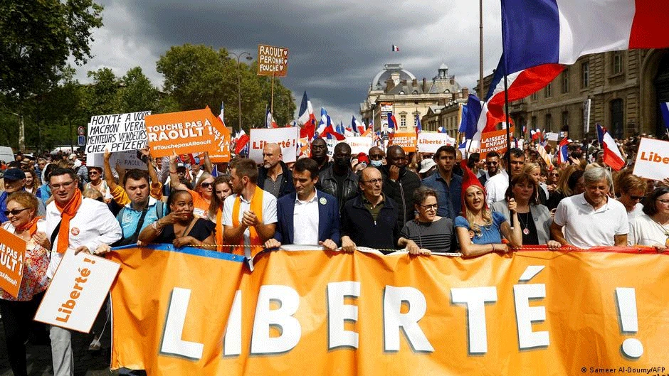 Nasilni prosvjedi antivaksera u nekoliko europskih zemalja