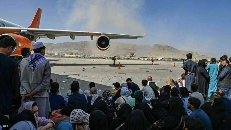 U napadu ISIS-a poginulo 12 američkih vojnika, na desetine civila, stotine ranjenih ...