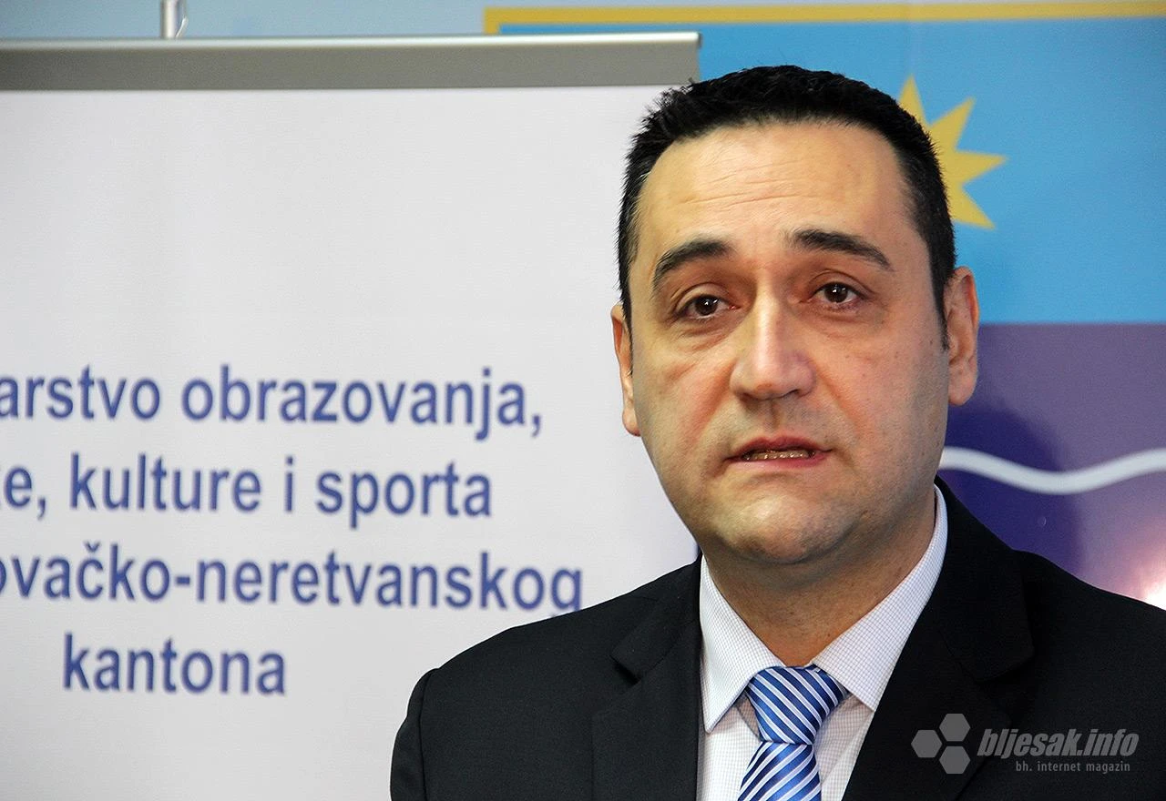 Ministra čekaju prosvjetari, kolektivni ugovori i problemi 
