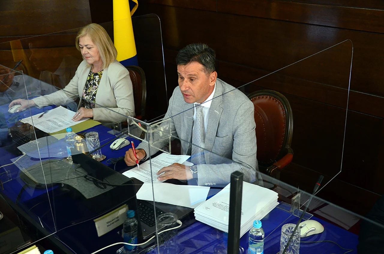 Prvom dozom cijepljeno 178.494, a drugom 118.570 građana FBiH