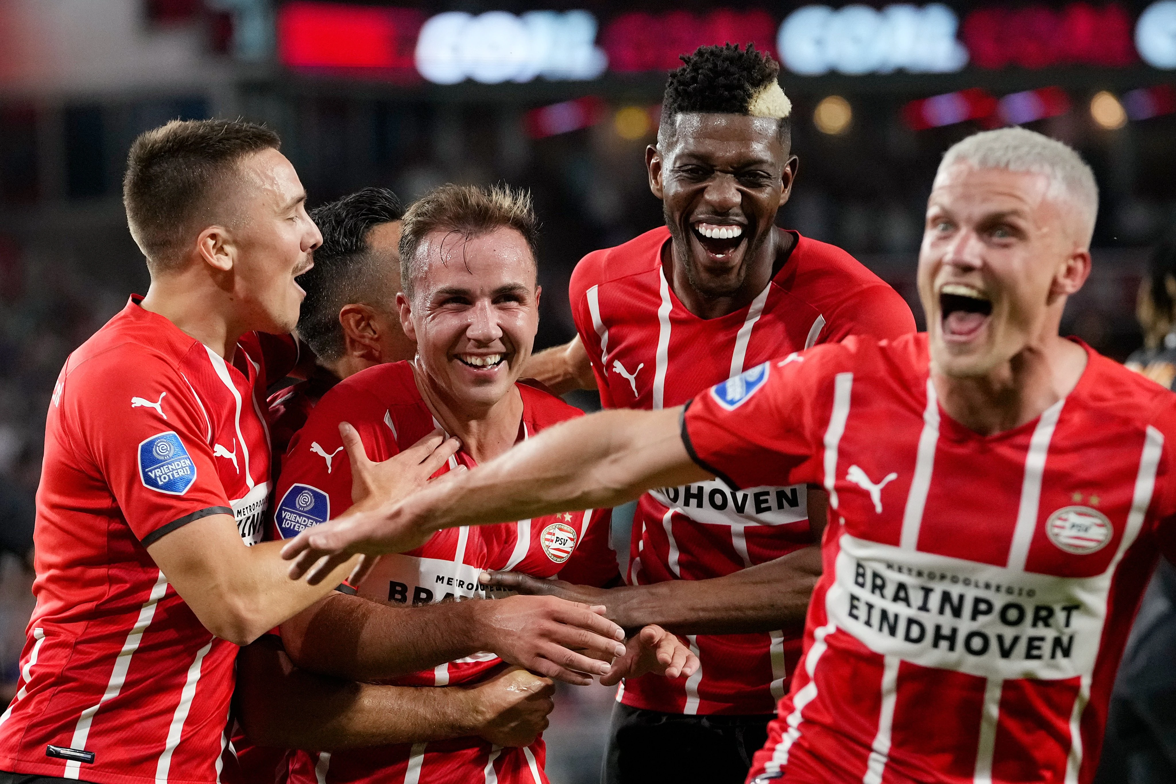 PSV razmontirao turskog doprvaka; Poraz Crvene Zvezde