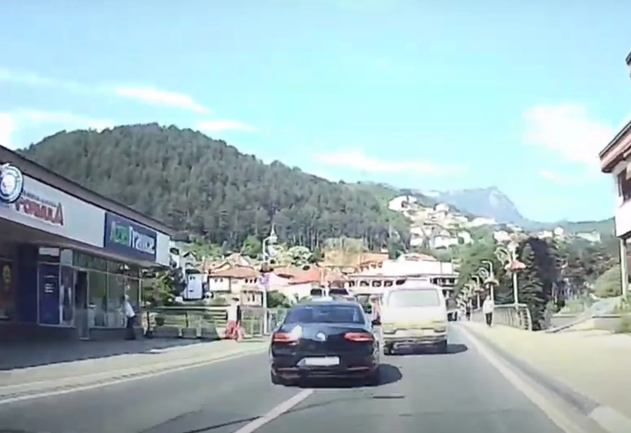 VIDEO | Što sve službeni auto može? Preko pune preko mosta