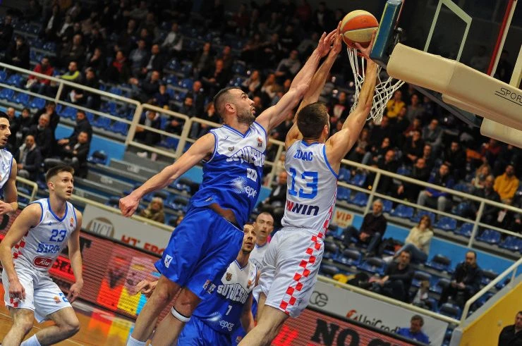 Jelčić: Ne raduje me mogućnost osvajanja naslova prvaka za 'zelenim stolom'