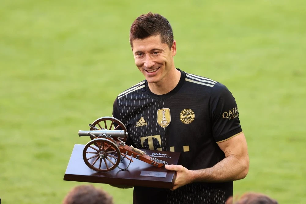 Robert Lewandowski nije dobio nagradu za najboljeg igrača Bundeslige!?