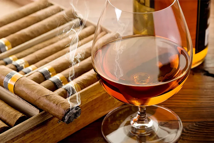 Kina postala najveće tržište za kubanske cigare