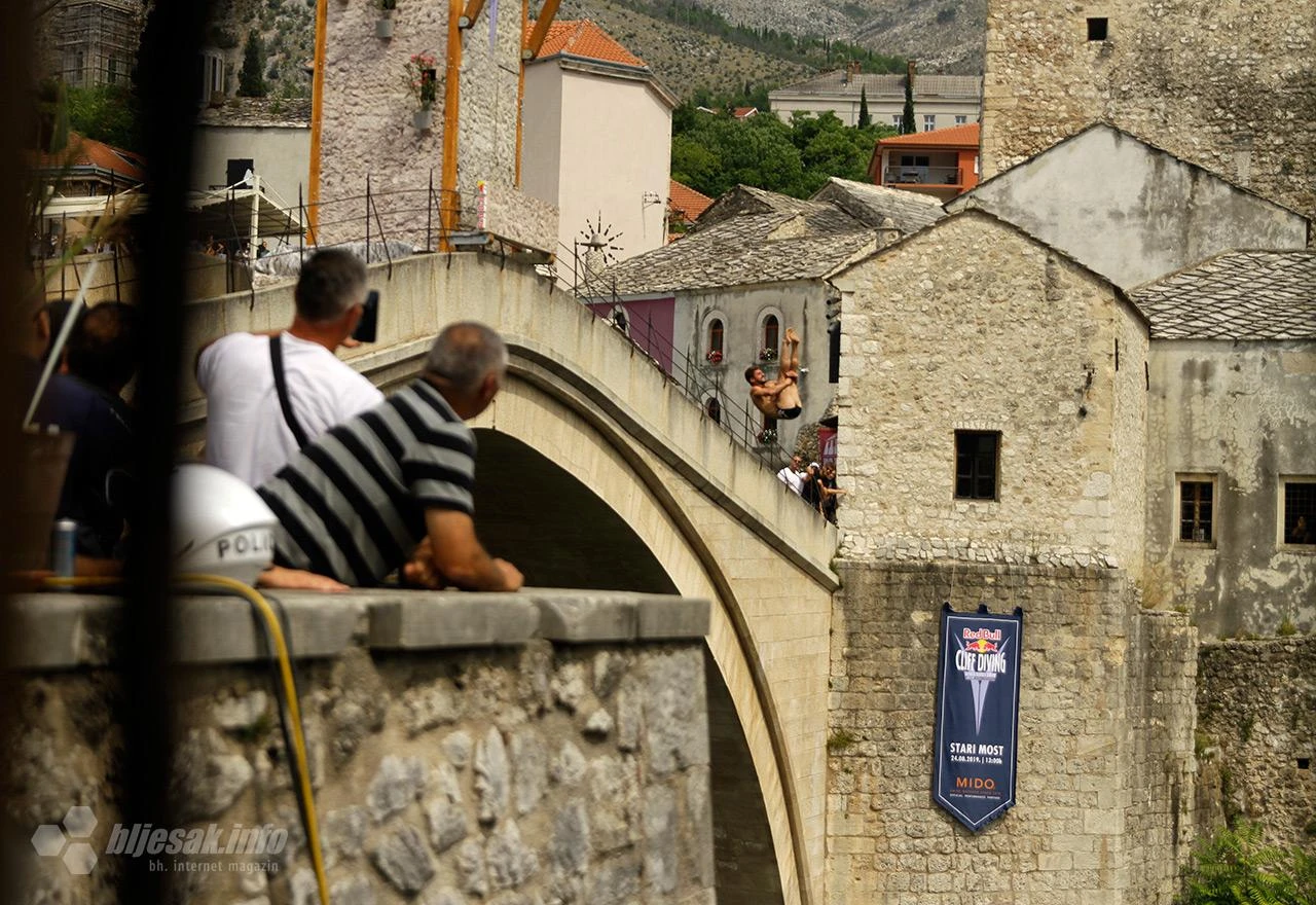 Red Bull Cliff Diving se vraća u Mostar!