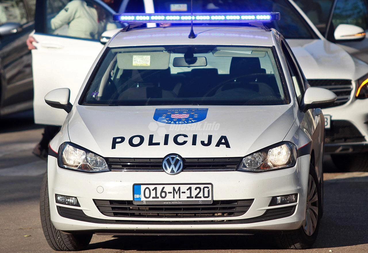 Prometna nesreća u Grudama: Poginuo 24-godišnjak, jedna osoba ozlijeđena