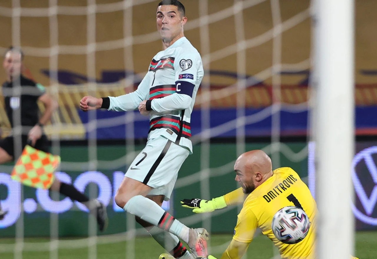 Ronaldova kapetanska traka prodana za više od 63.000 eura 