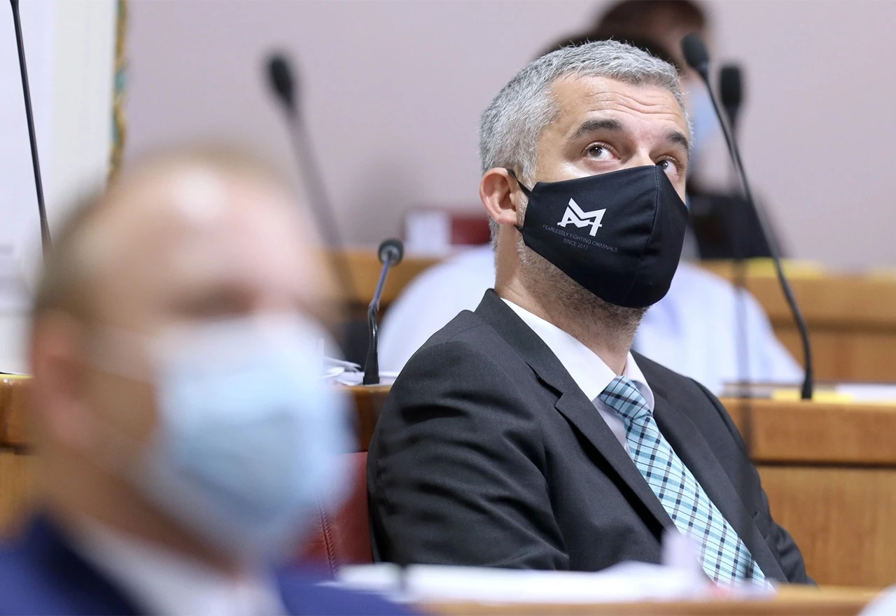 Ljudi u Mostaru se sve vrijeme začuđujuće normalno ponašaju