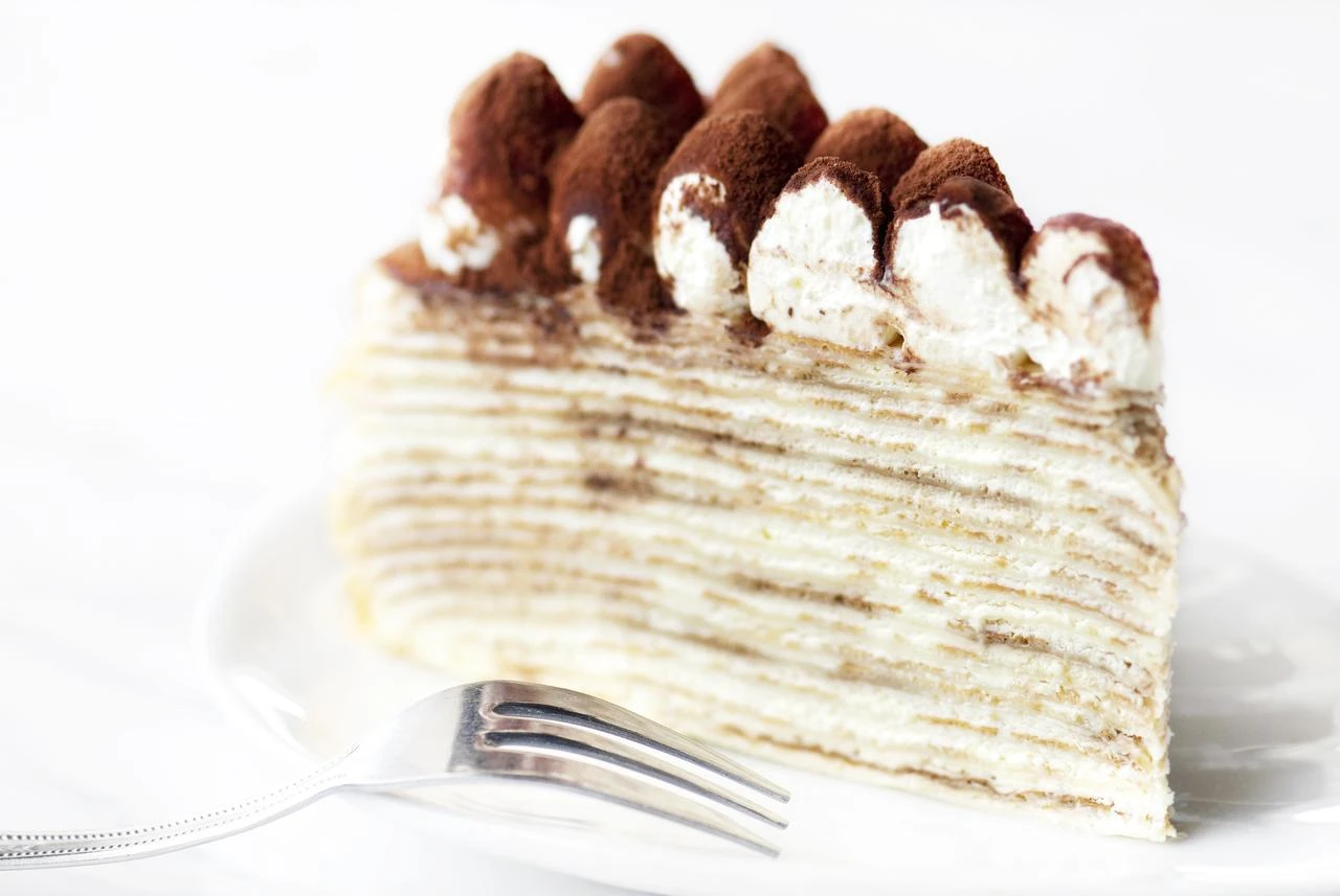 Tiramisu torta od palačinki je savršen desert za polizati prste