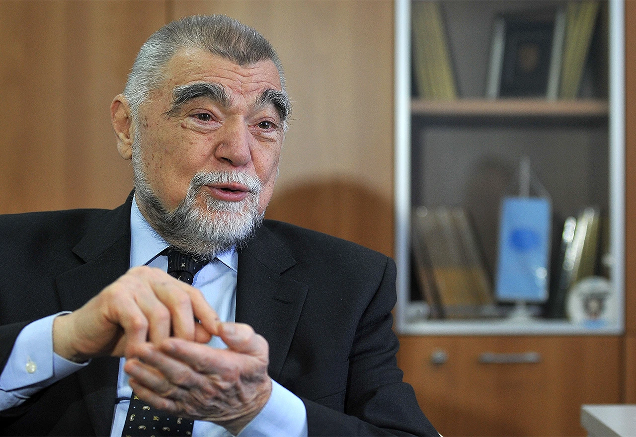 Mesić pisao Bidenu: BiH ustrojiti po građanskom principu
