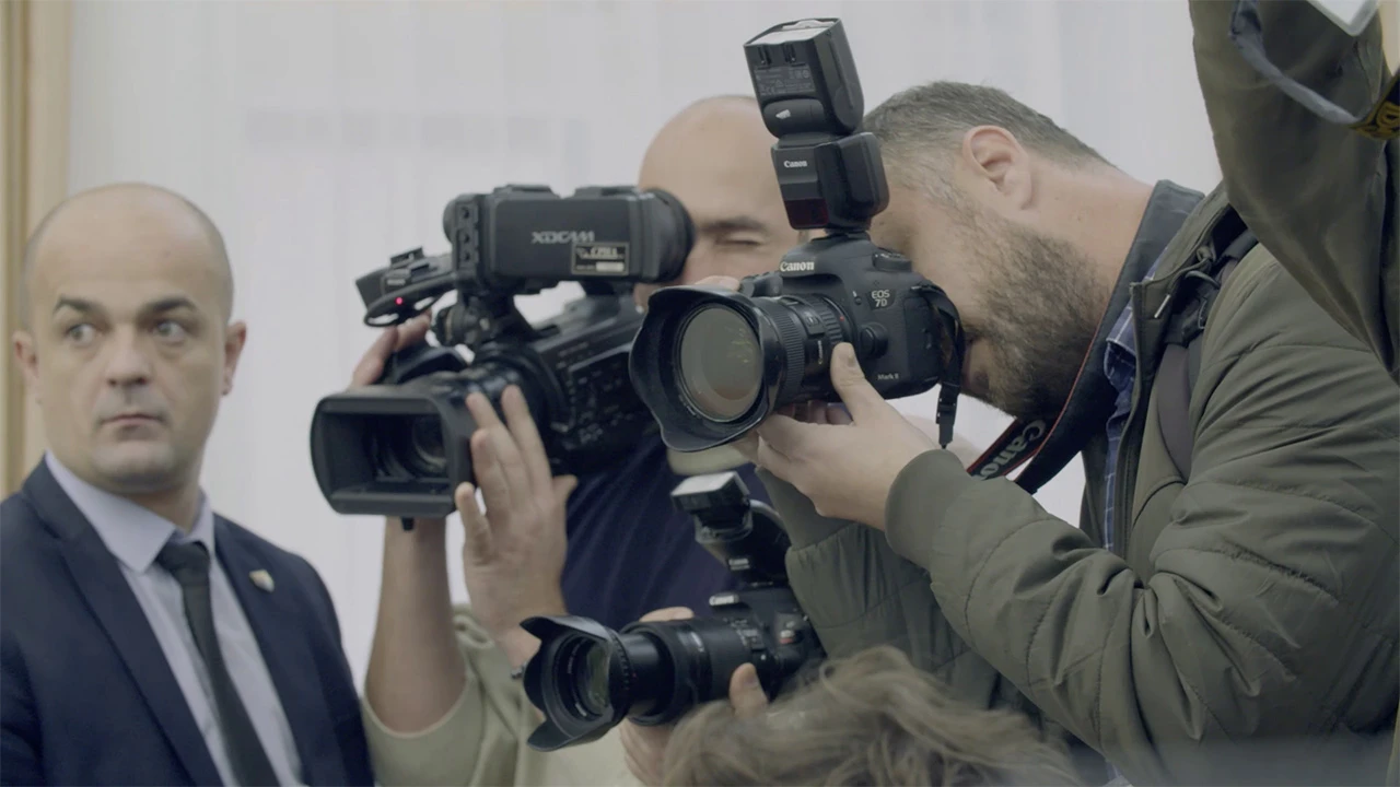 Rast postupaka protiv novinara ograničava medijske slobode
