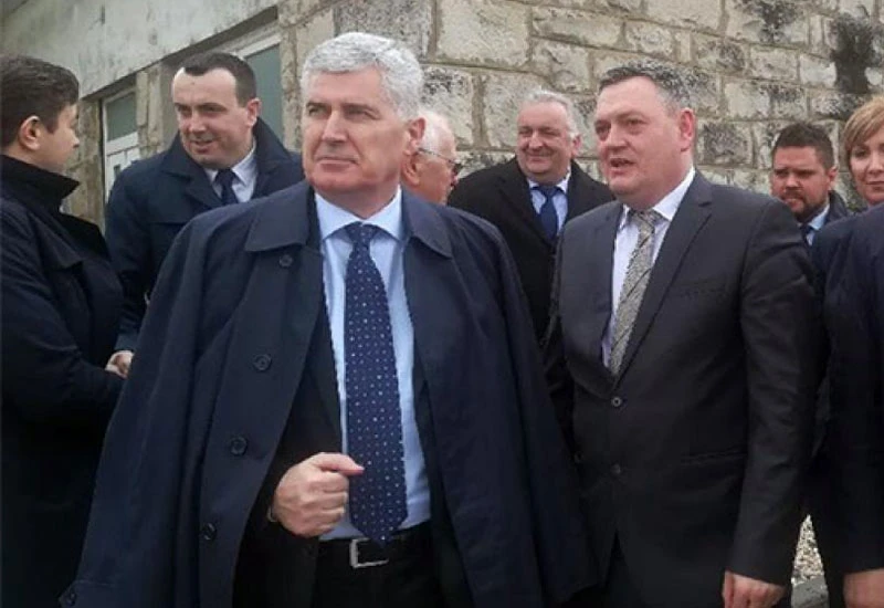 SNSD spasio HDZ BiH: Opet ništa od vlade u Livnu