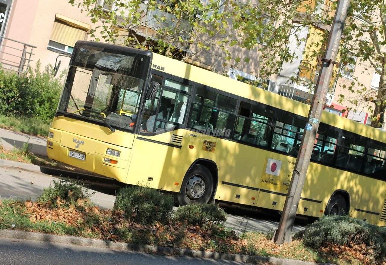 Kineze voze busevi bez vozača