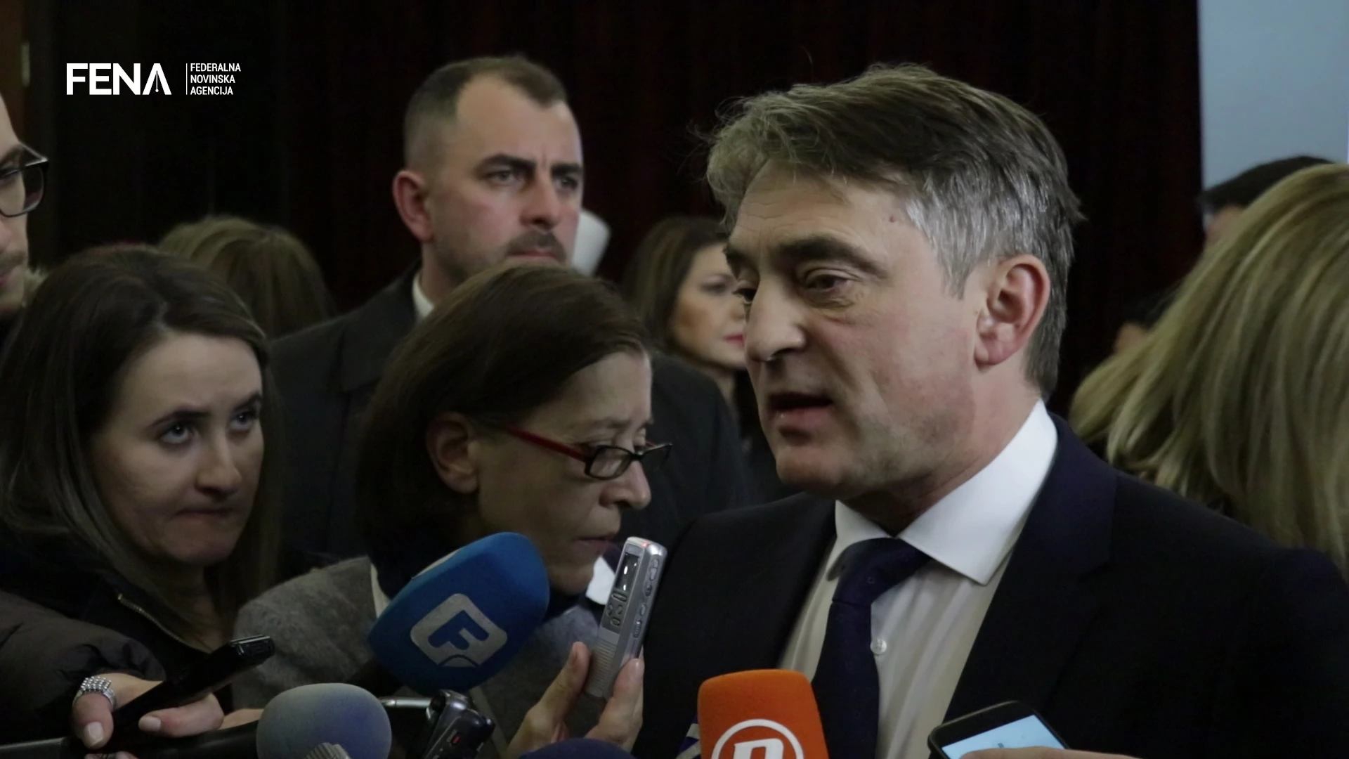 Komšić pisao Crnogorcima