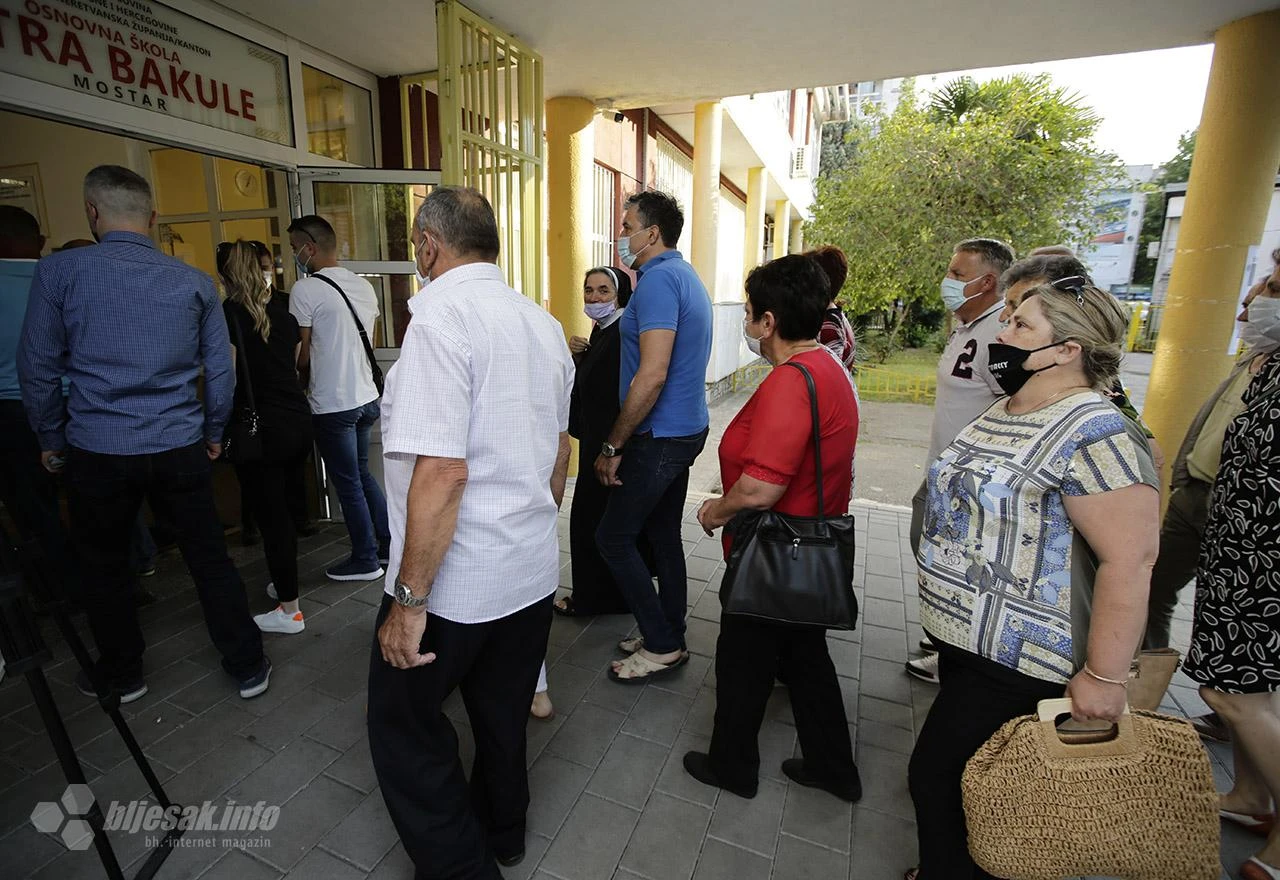 SIP ovjerio još 12 stranaka za izbore u Mostaru, 3 stranke odbijene