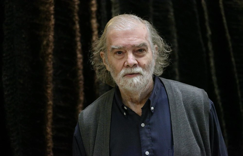 U svome domu na Hvaru preminuo književnik Tonko Maroević