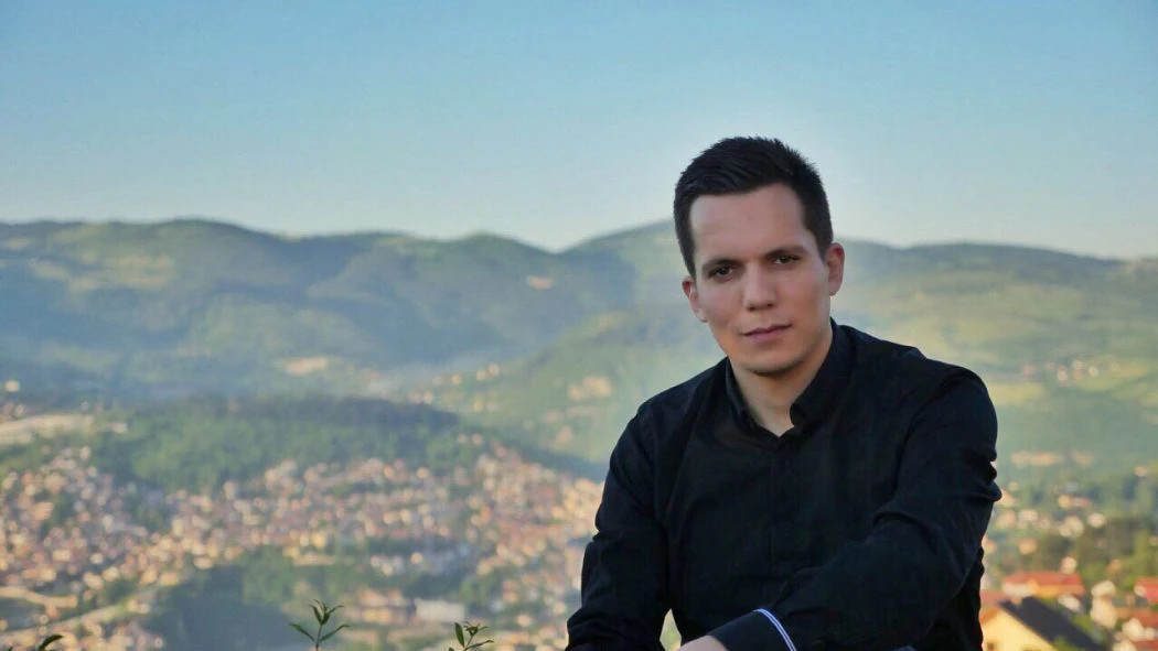Armin Muzaferija snimio cover pjesme Zabranjenog pušenja