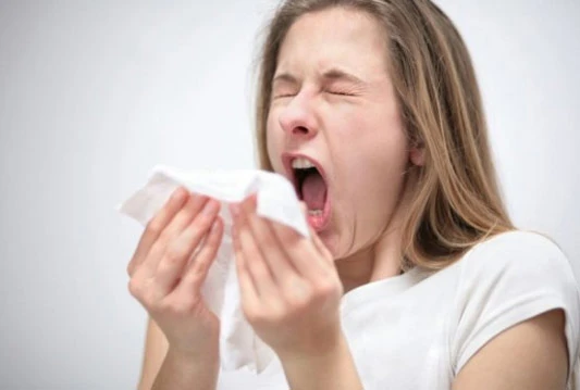 Znanstvenici sada tvrde kako se koronavirus prenosi zrakom
