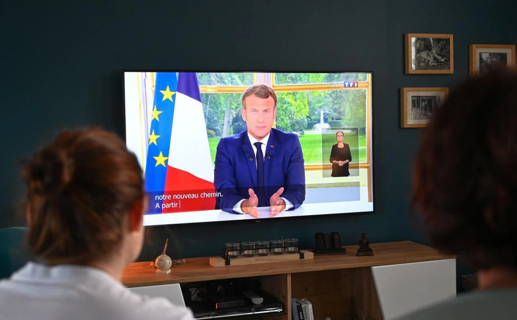 Macron proglasio prvu pobjedu protiv covida-19 i pozvao na samodostatnost Europe