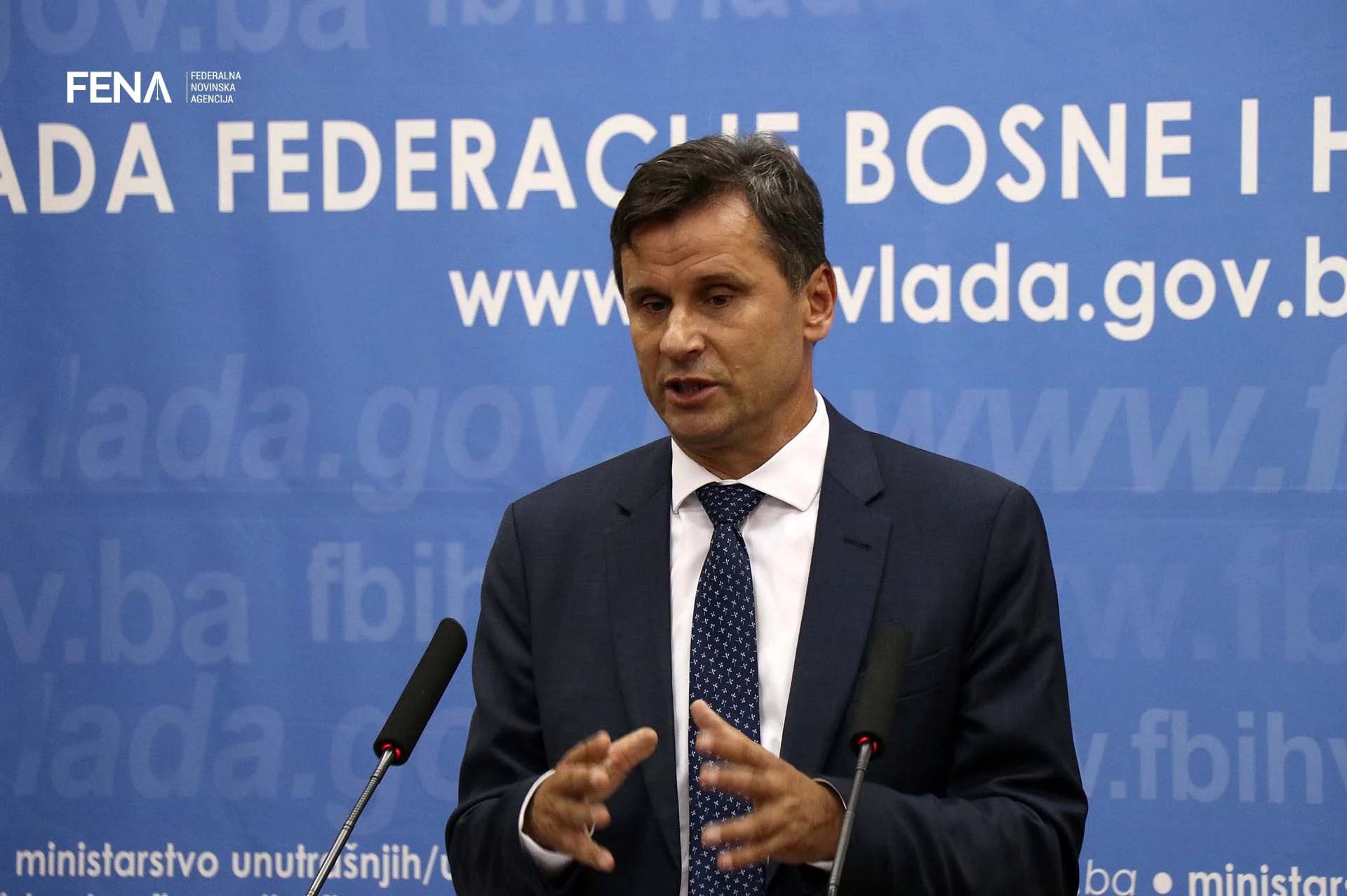 Novalić: Nitko ne smije smanjiti plaće rudarima