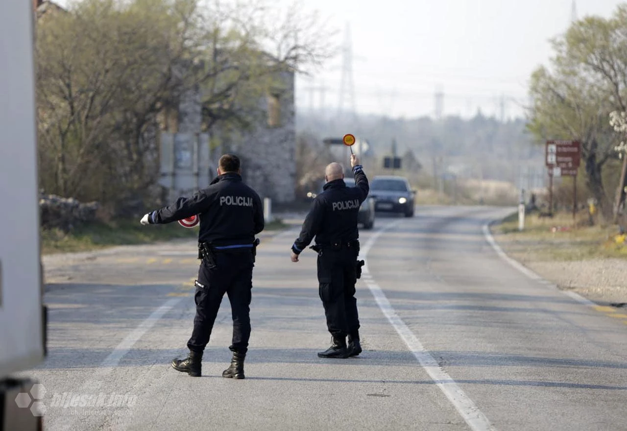 Stanje na terenu nakon zabrane kretanja - Policija jutros upozorava, od sutra oštrije!