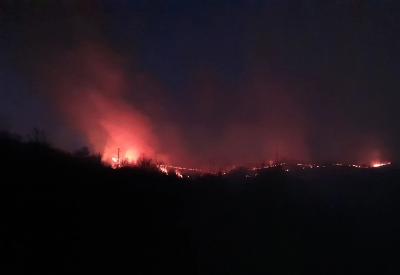 Požar u Prozor/Rami gasio i helikopter Oružanih snaga