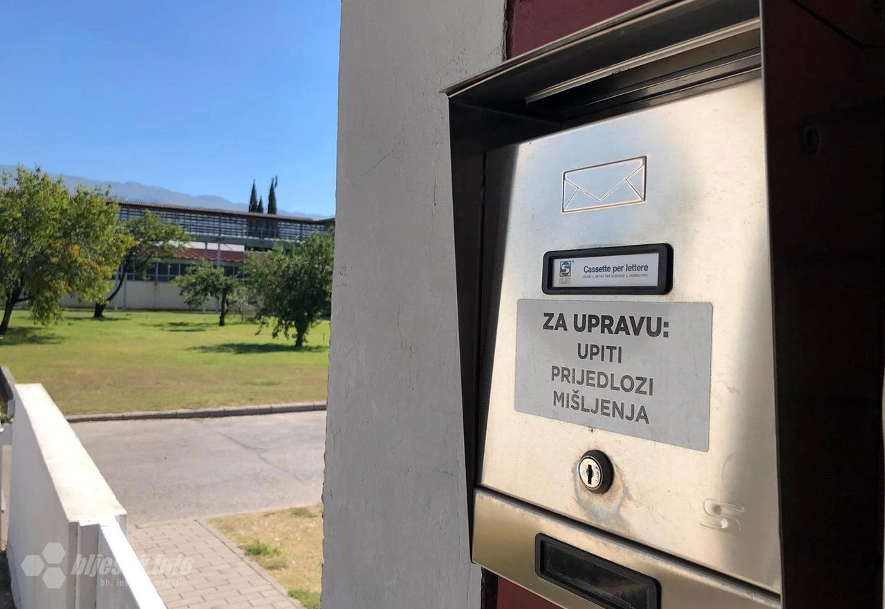 Vlada nije razmatrala ponudu za Aluminij, ali ima uvid u ugovor