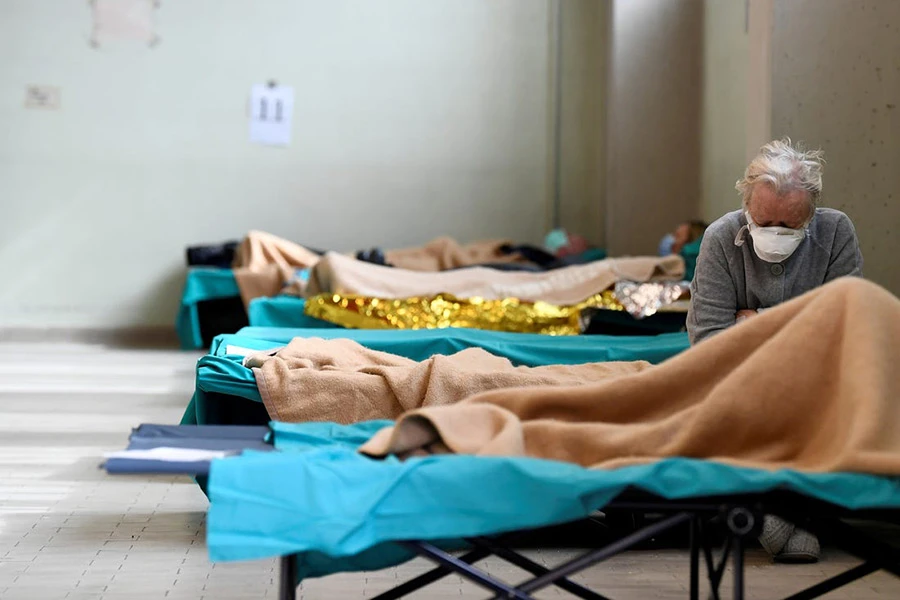 SBŽ nabavlja tisuću kreveta i smješta ih u sportske dvorane