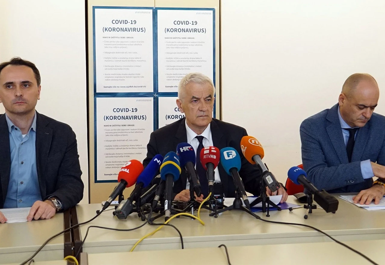 Nastava obustavljena; odlukom Kriznog stožera Federacija dva tjedna bez javnih skupova