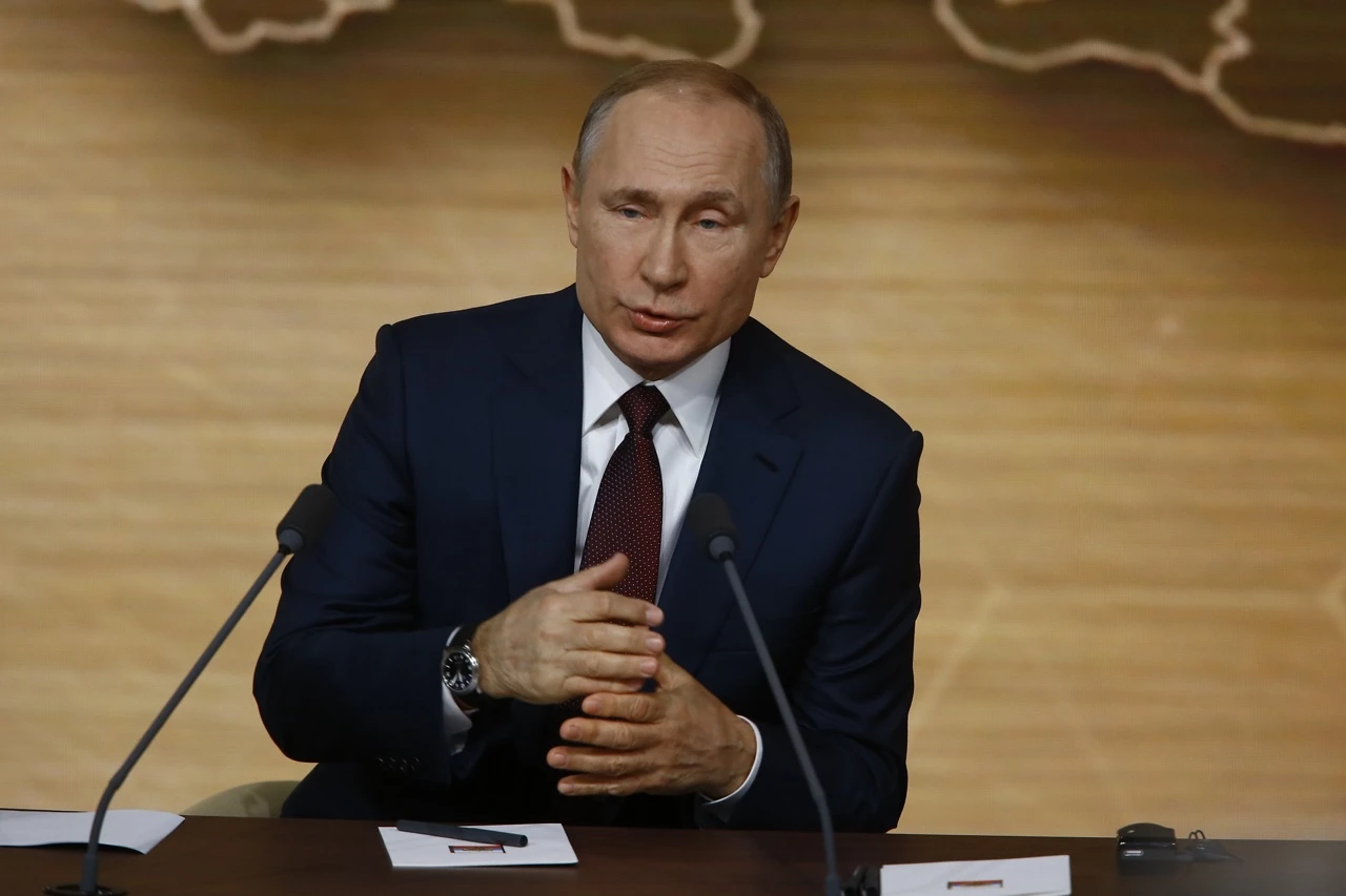 Putin rekao da ne traži promjenu Ustava radi ostanka na vlasti