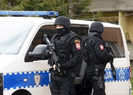 Velika policijska akcija, pretresi na više lokacija u RS-u