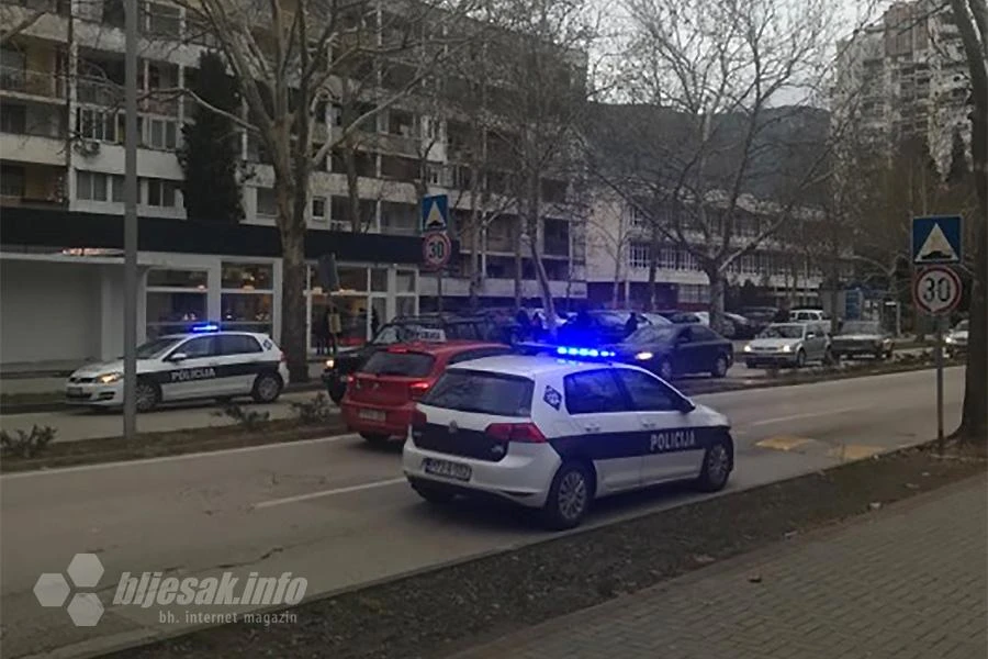 Mostar: Uz prijetnju nožem opljačkao ljekarnu