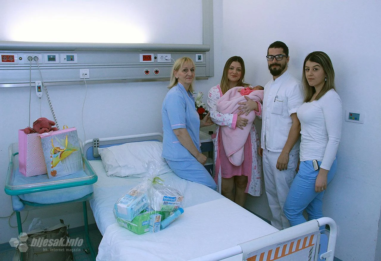 Mostar: 90 minuta iza ponoći rođena prva beba