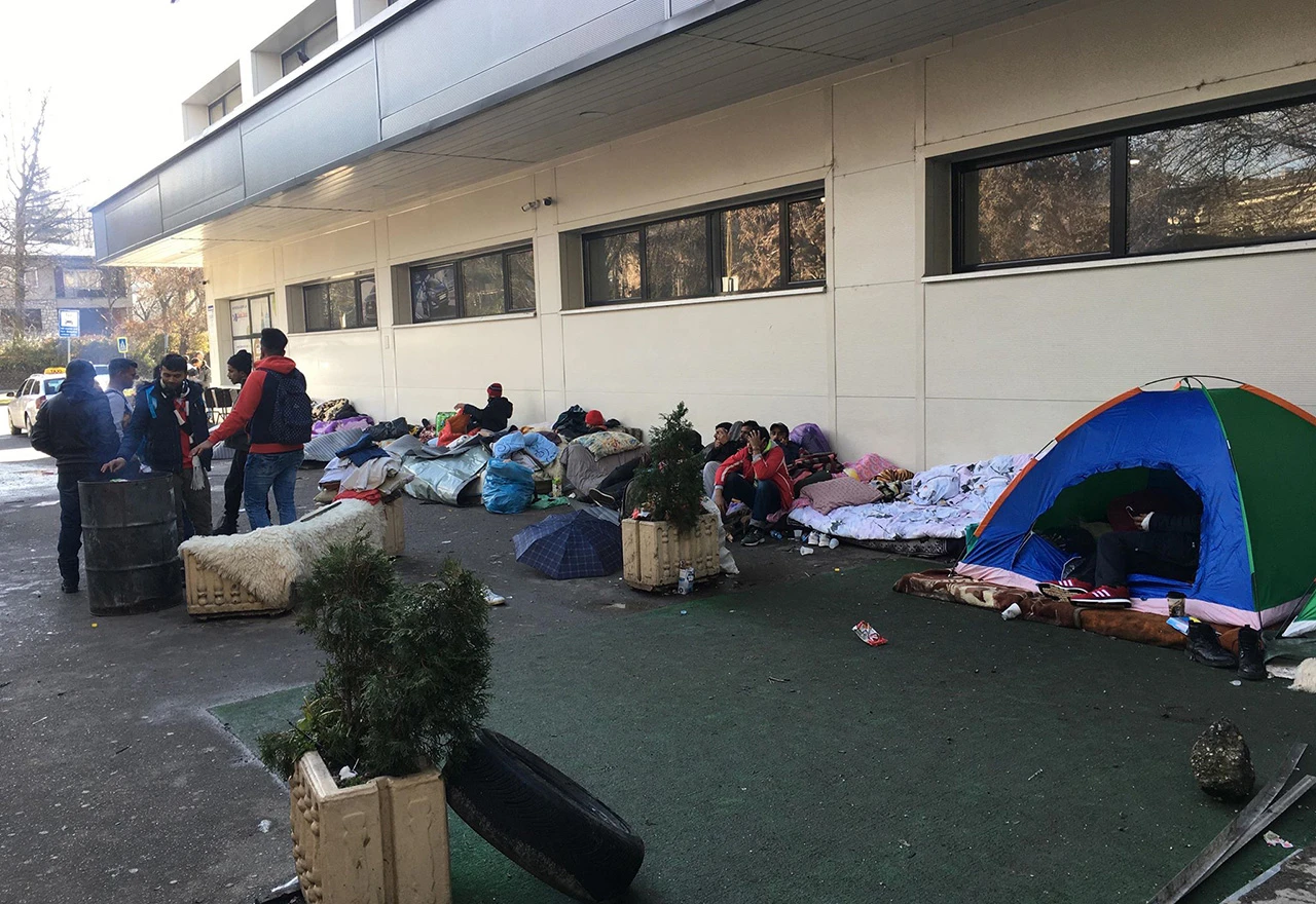 U Tuzli sve više migranata promrzlo