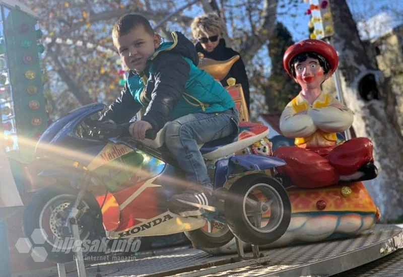 Sunce izmamilo Mostarce u šetnju