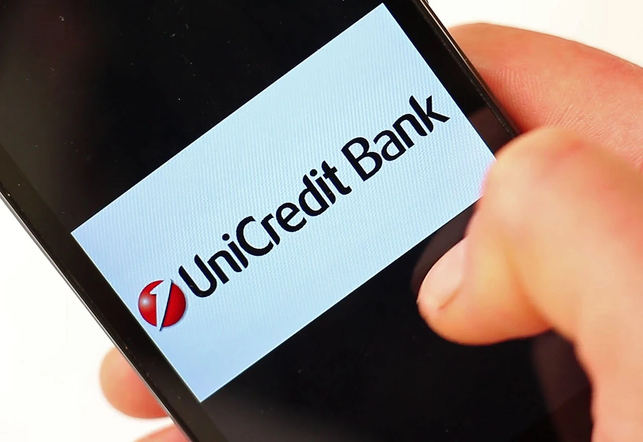 UniCredit banka zatvara 500 filijala i ukida 8.000 radnih mjesta