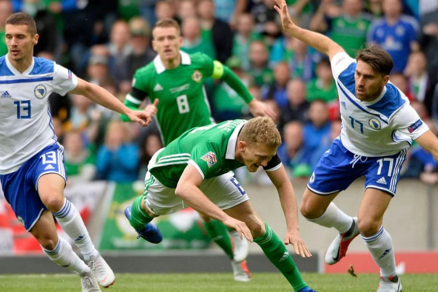 Sjeverna Irska, disciplina, iskustvo i Michael O’Neill
