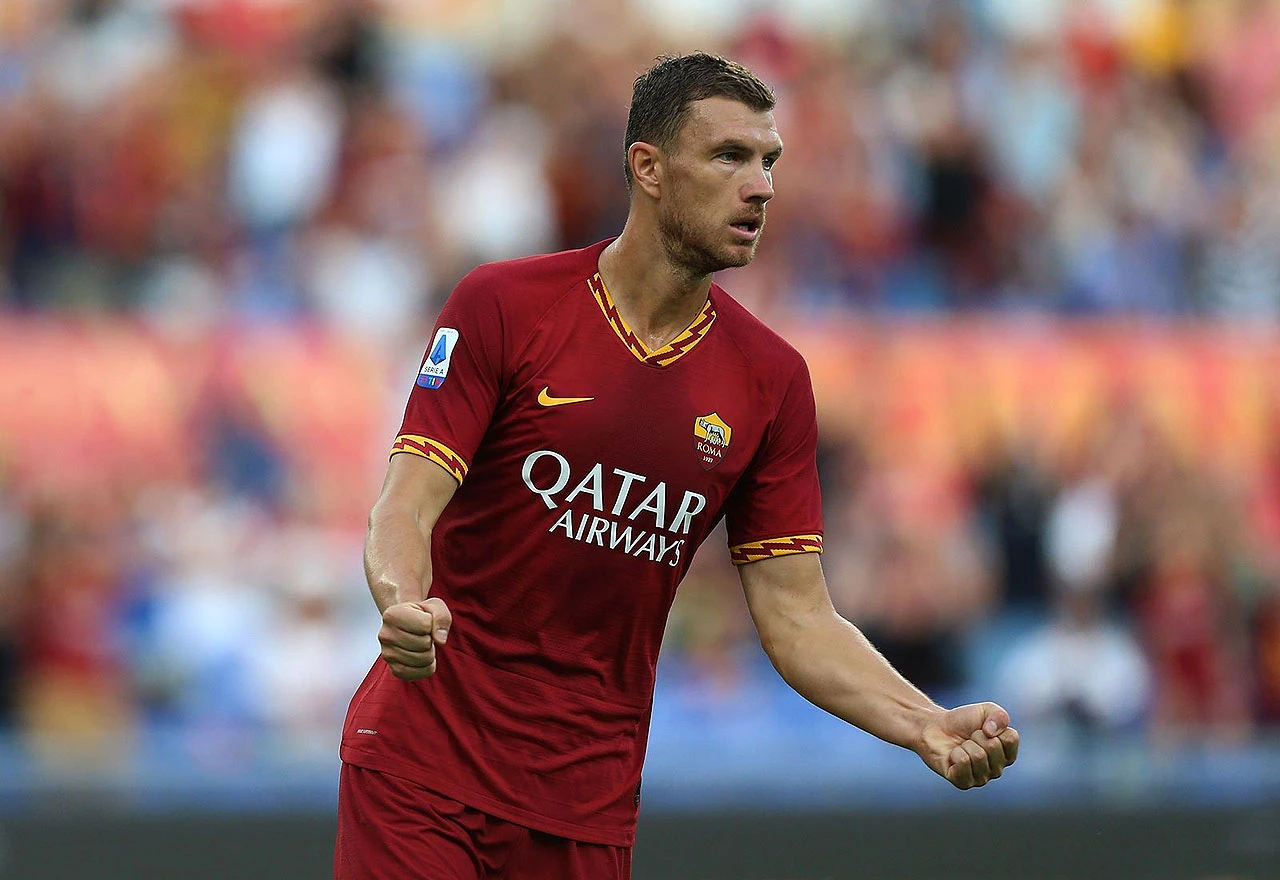 Na listi želja Manchester Uniteda uz Mandžukića i Edin Džeko