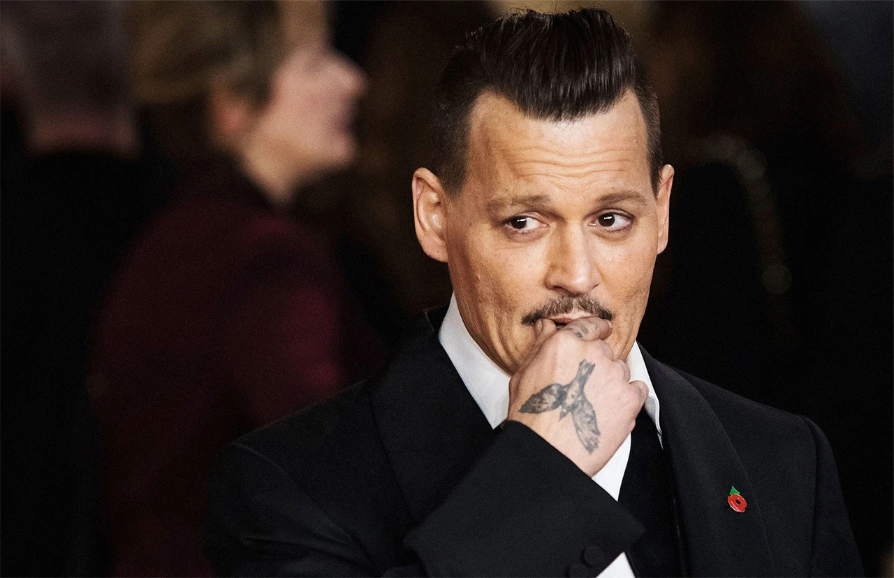 Još jedna djevojka od Johnny Deppa pobjegla 'glavom bez obzira'