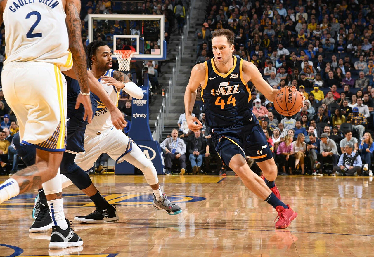 Jazz slavio protiv Warriorsa, Clippersi bolji od Raptorsa