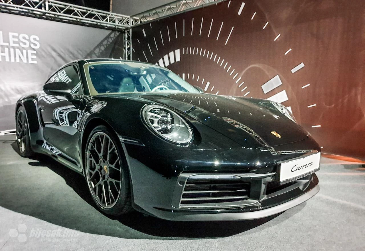 Vraća se ručni mjenjač u Porsche 911