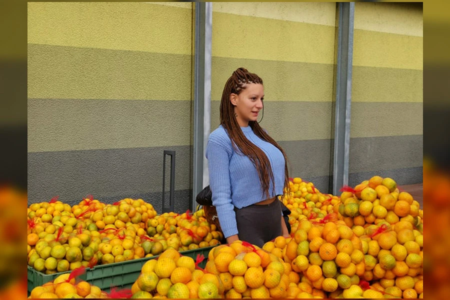 Kristina Mandarina se vratila za štand, zasuta poslovnim ponudama