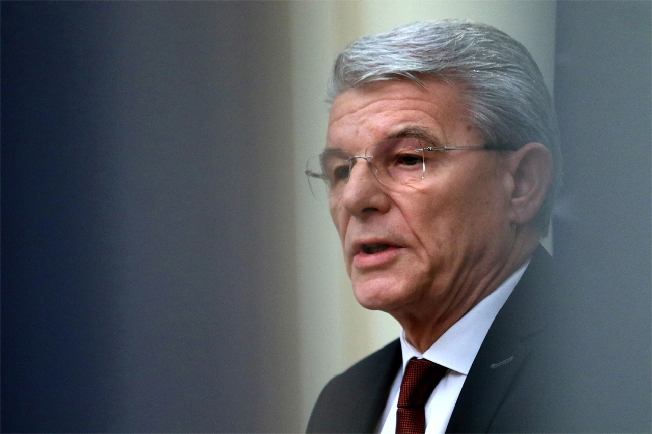 Džaferović: Dodik plasira teze koje je Miloševićev režim plasirao 90-ih godina