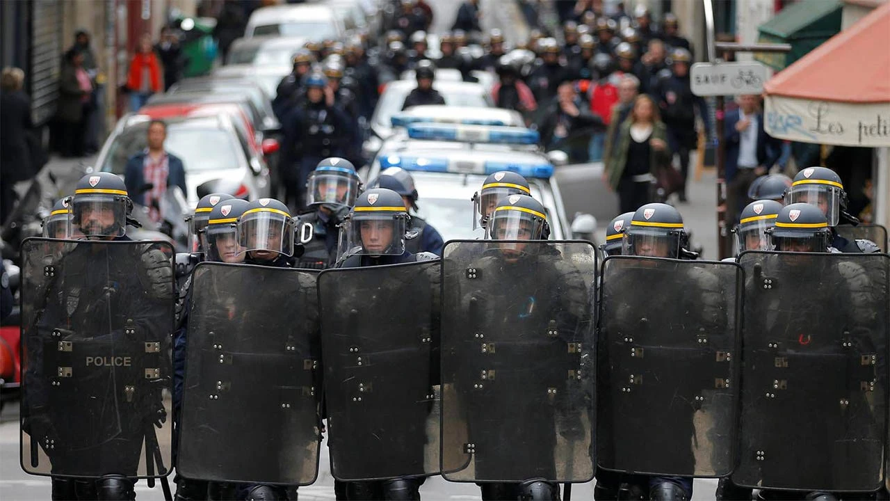 Na ulicama Pariza više od 7.000 policajaca