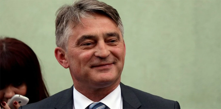 Komšiću priznanje Počasnog građanina Bosanske Krupe