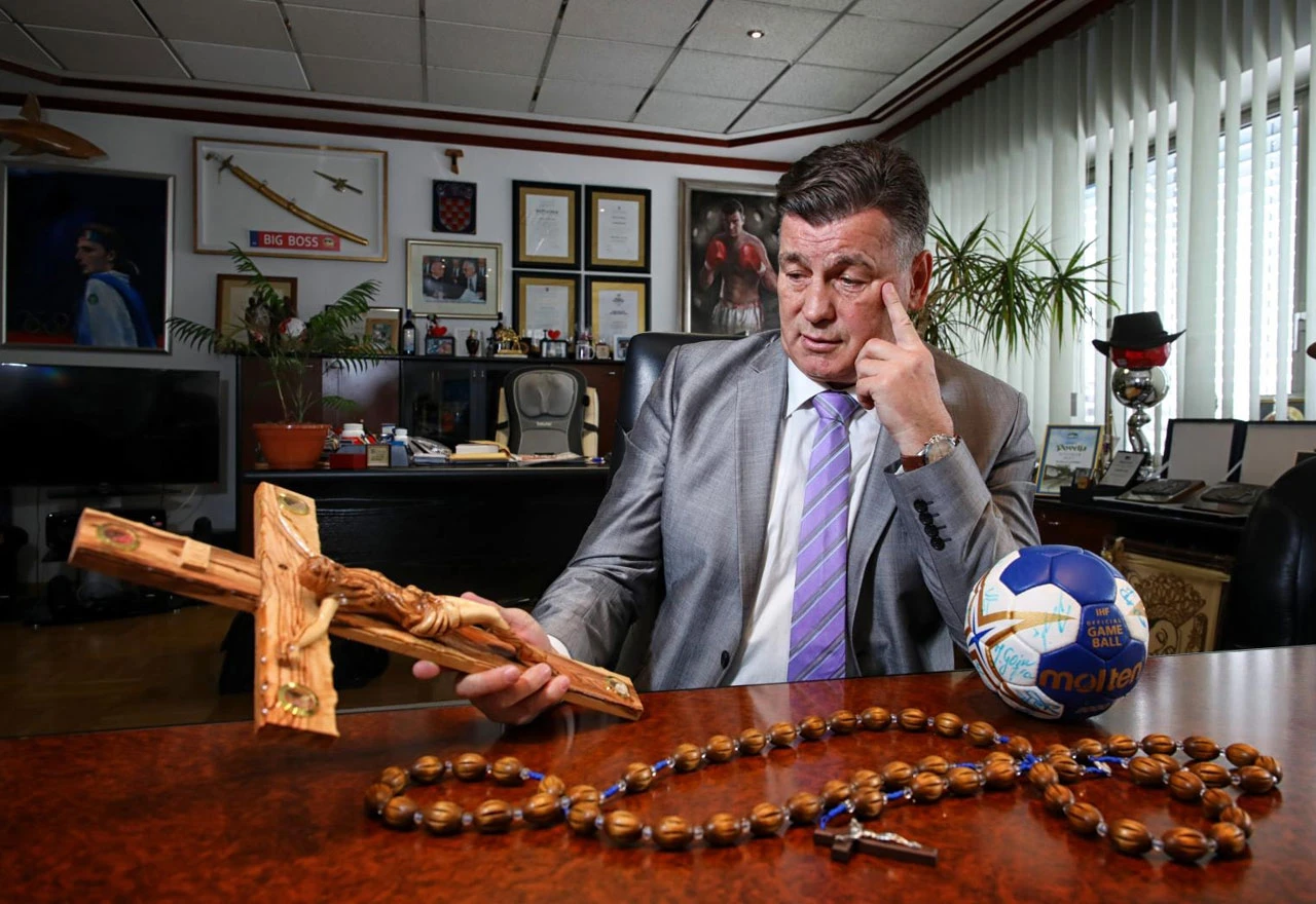 Damir Škaro podnio ostavku