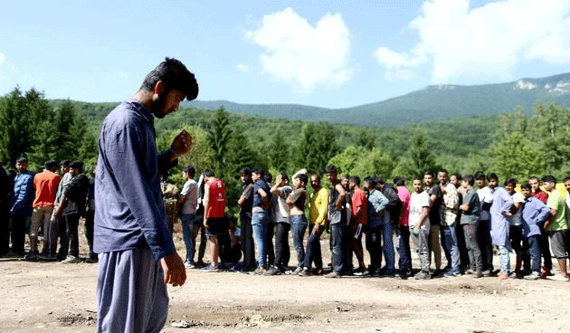 Migrant s rumunjskom putovnicom pokušao izaći iz BiH