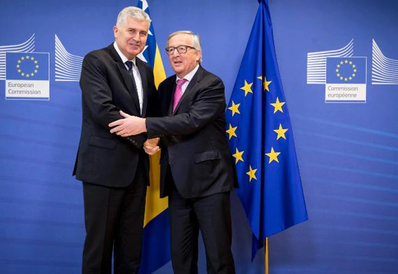 Juncker morao skratiti odmor zbog hitne operacije žuči